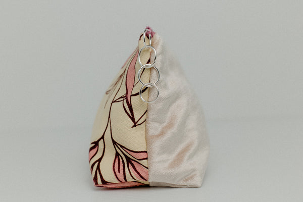 Mariska Cosmetic Bag Medium | Tea Leaf in Rose | 100% Bio Degradable Fabric
